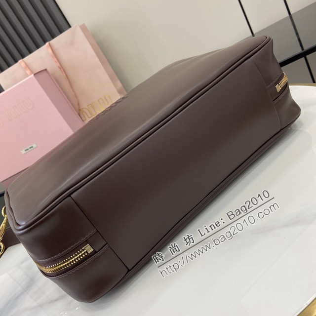 MIU MIU專櫃繆繆最新款二代肩帶款Beau手袋原廠皮手提公事包 jh2662型號：5BB117